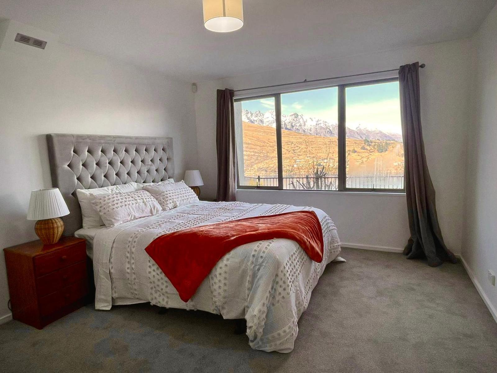 Ming'S Lakeside Goldleaf Suites Queenstown Buitenkant foto